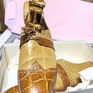 Crocodile Leather Dress Shoes with Buckle